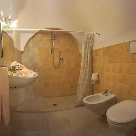 Coppola Di Seta Locorotondo