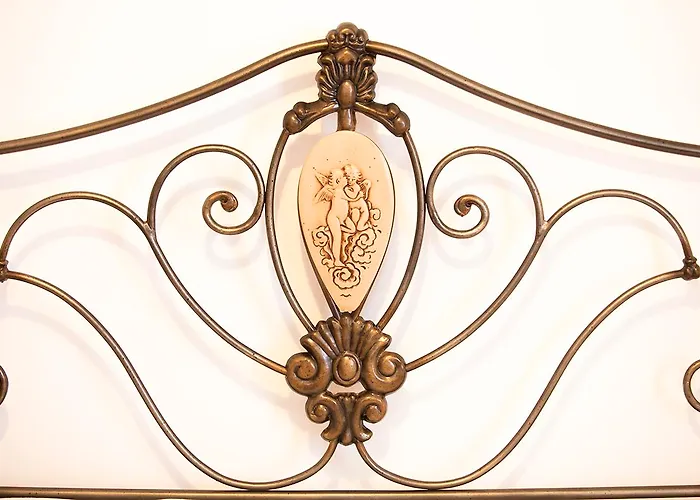 Coppola Di Seta Bed & Breakfast 4*