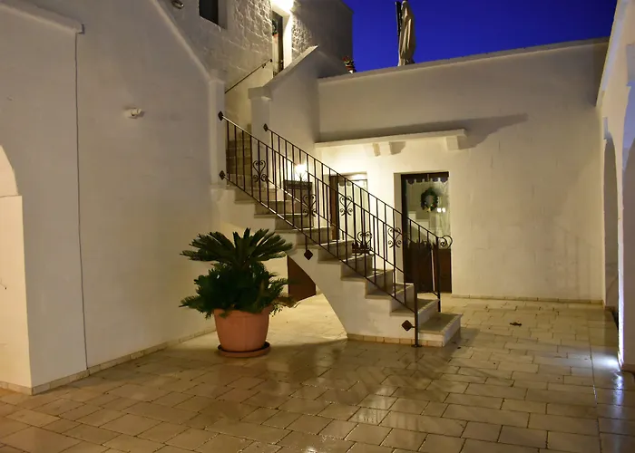 Coppola Di Seta לינה וארוחת בוקר