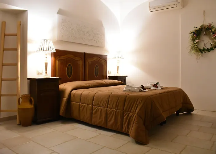 Coppola Di Seta Locorotondo